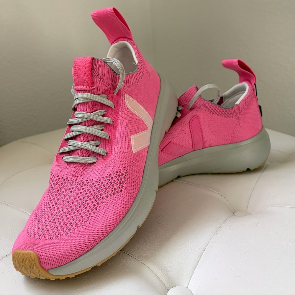 NWT Veja x Rick Owens Knit Sneaker in Pop Pink